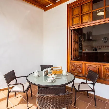 Guanapay Home, En El Centro De Teguise Hébergement de vacances